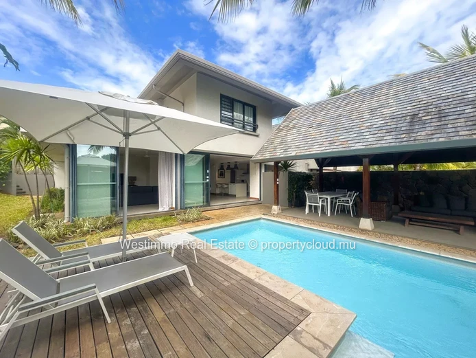 TAMARIN - Villa for sale with private pool and 3 bedrooms on 482 m²