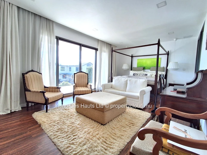 Appartement de 4 chambres meublé en vente Curepipe 