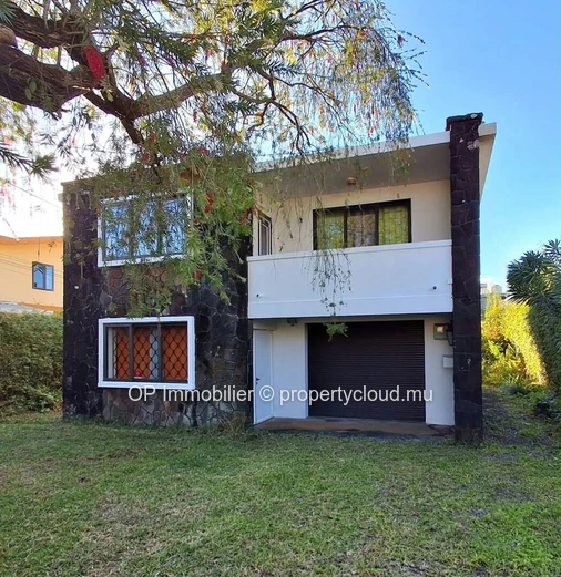 Maison de 3 chambres à vendre à Curepipe avec jardin