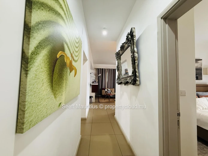 Élégant Appartement Rez-de-Jardin 2,5 Chambres avec Jardin Privatif – Azuri 