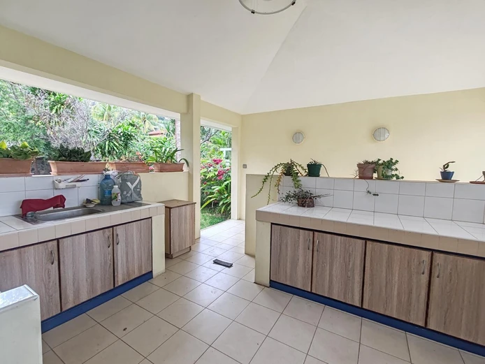 Luxurious Mauritian Villa with Private Pool in Tamarin, Rivière Noire - Black River! 5 Bedrooms, Office, Mountain Vie...