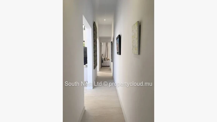Élégante résidence de 4 chambres en bord de golf à Azuri