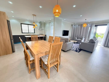 4 Bedroom Villa