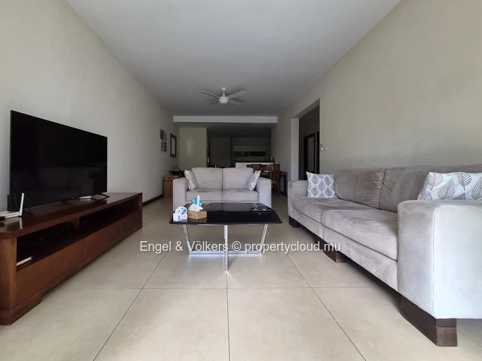 Spacious 3-Bedroom Apartment in a Convenient Coastal Location