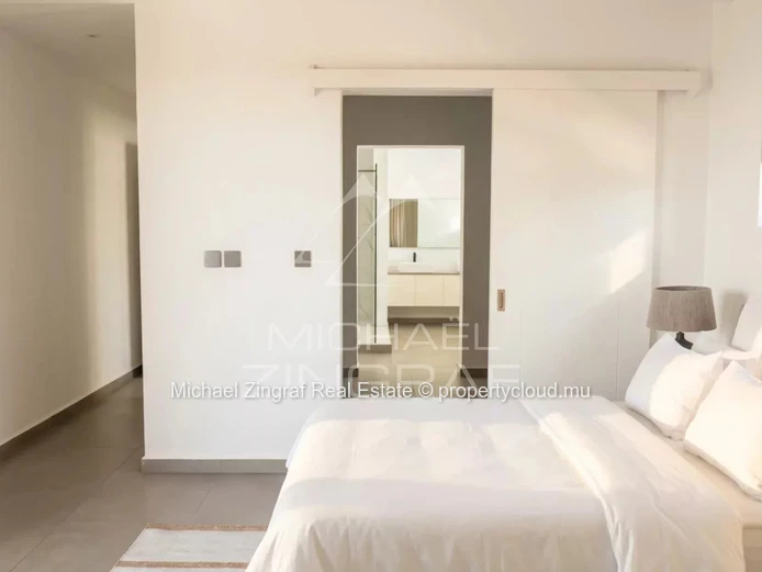 Penthouse d’Exception avec Rooftop & Piscine Privée | Pereybère