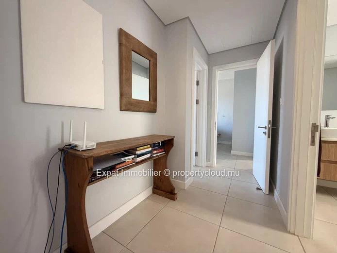 Appartement neuf 2 chambres avec grande terrasse et vue mer – À louer à Cascavelle
