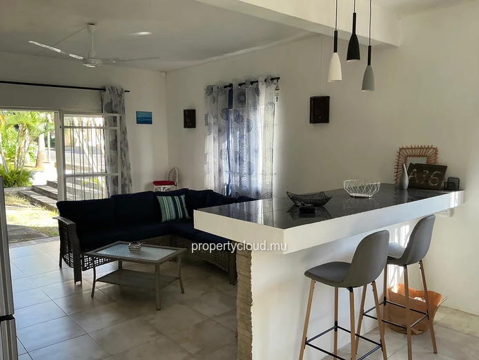 A VENDRE, Melville ( Grand Gaube), duplex de 2 chambres dans complexe sécurisé