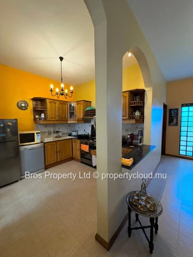 Superbe villa de style balinais à louer - Grand Baie | 50 000 roupies par mois
