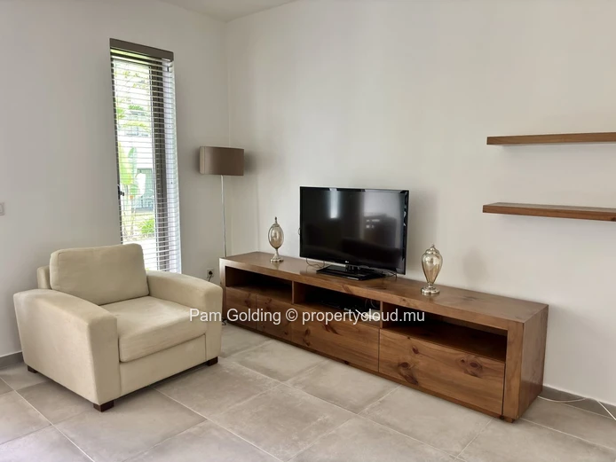 Duplex 3 Chambres à Vendre à Pereybere, Île Maurice | Vie en Bord de Mer à La Residence