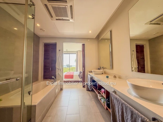 Appartement De Prestige 3 Chambres Avec Vue Mer & Montagne – Tamarin