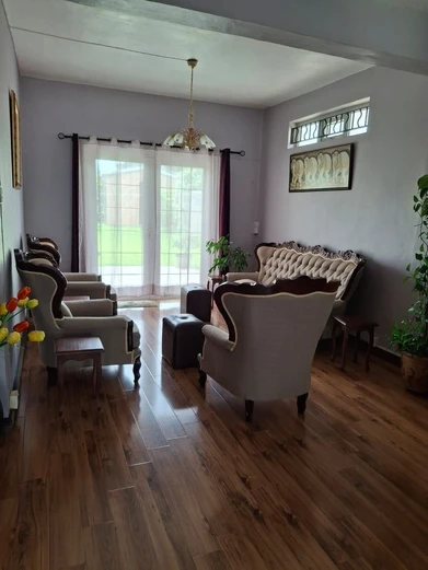 Traditional single-storey villa in La Marie with 3 bedrooms 2 bathrooms separate kitchen TV room garage and fenced ga...