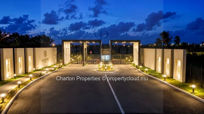 Villa de 3 chambres avec piscine dans un domaine sécurisé de prestige