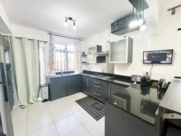 4 Bedroom Villa