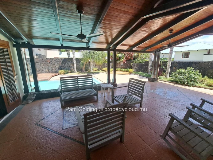 Piton - Maison à vendre – Pam Golding Mauritius