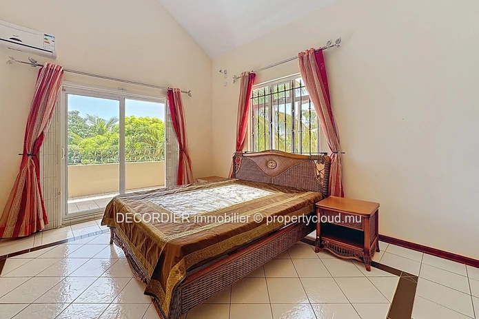 Houses for sale in Pereybere