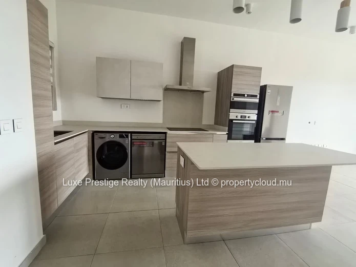 Penthouse de Luxe de 2 Chambres à Vendre à Pereybère, Île Maurice | Terrasse Rooftop Privative de 55 m² | Propriété P...