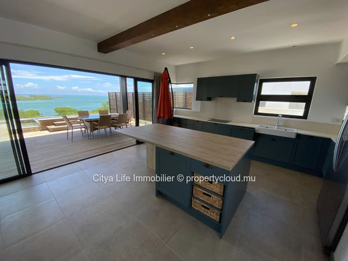 Penthouse avec vue mer