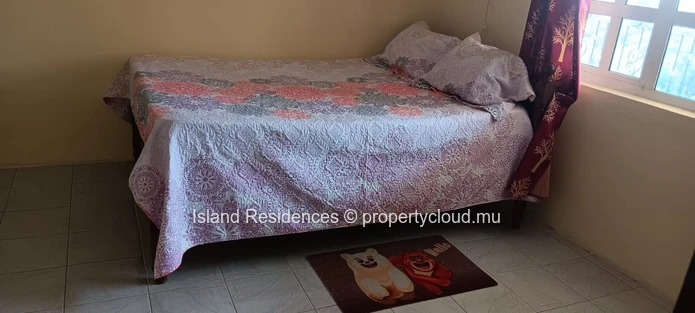 Creve Coeur - 1st Floor 2 bedroom furnished apartment close to Motorway
