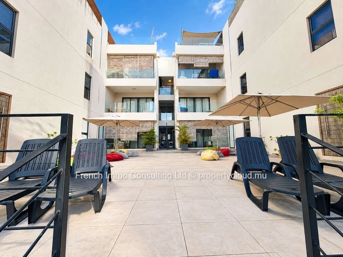 Superbe appartement 2 chambres a la residence one bay de pereybere , piscine privative et commune 