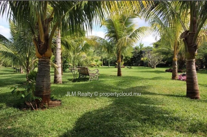 Belle villa en pleine nature à vendre à Rivière Noire, Île Maurice
