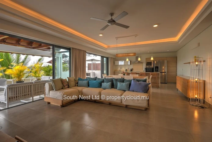 Art de Vivre d'Exception à Mont Choisy – Superbe Penthouse Meublé de 3 Chambres