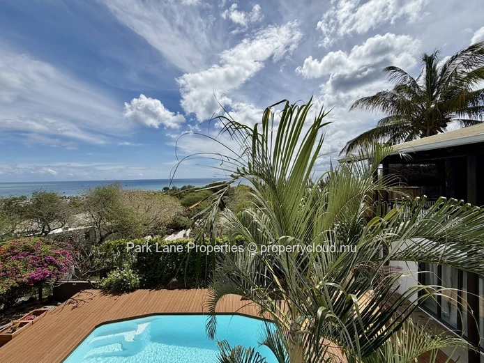 Maison de caractère avec vue superbe sur le Morne