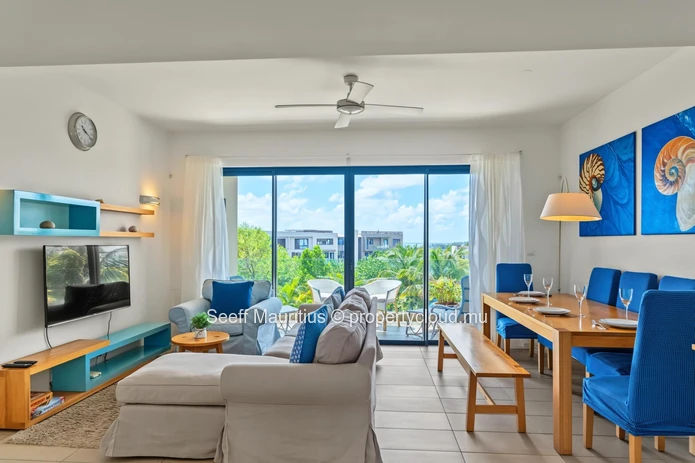 Exclusive Coastal Paradise Living