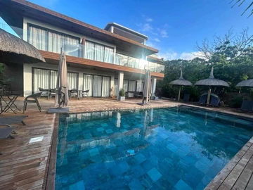 4 Bedroom Villa