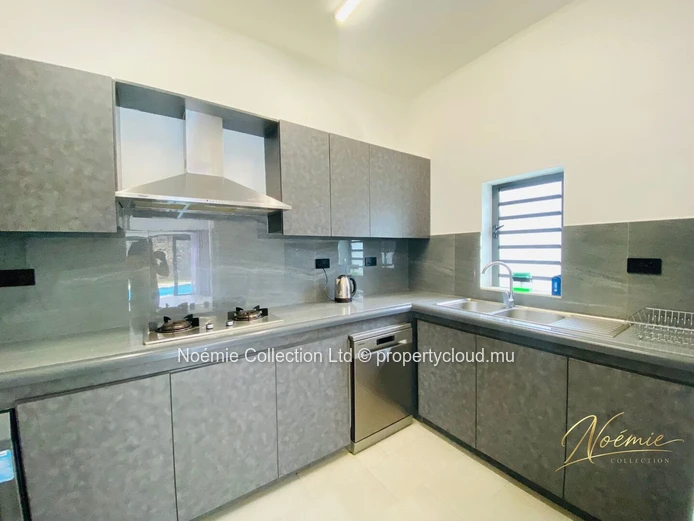 4-Bedroom Furnished Villa with Private Pool in Pereybere