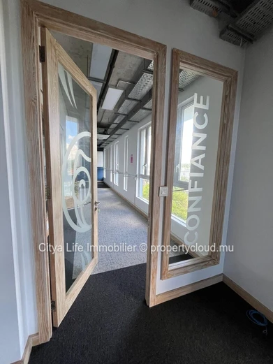 Bureaux à louer à Pointe aux Canonniers – 160m² lumineux et spacieux