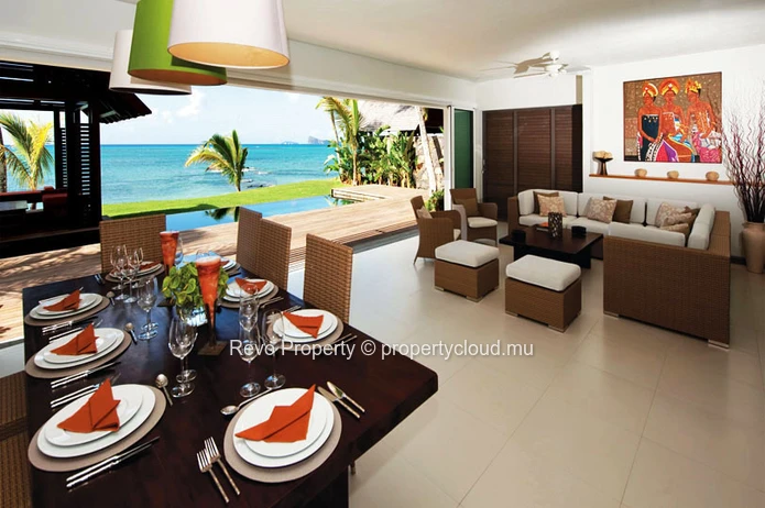 The Ultimate Beachfront Living in Pointe aux Cannoniers