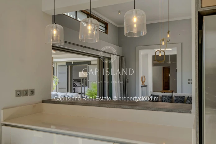 Villa 4 chambres plein pied et son jardin tropical
