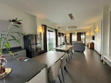 Maison de 4 Chambres