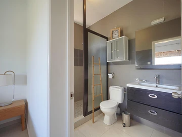 3 Bedroom Townhouse, Duplex