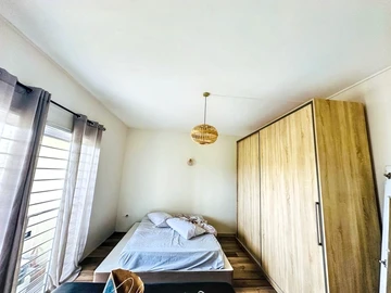 Luxurious 5-Bed Oasis with Pool in Pereybere, Grand Baie