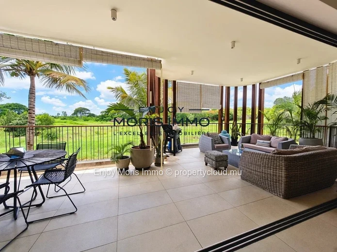 Appartement à vendre – Au Golf de Mont Choisy – Île Maurice – Vue golf – 2 chambres – Résidence de prestige