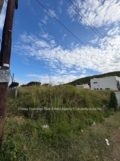 Terrain 429 m² à Sodnac — vue montagne, proche écoles & commerces