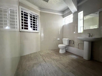 Modern Office Space in Quatre Bornes