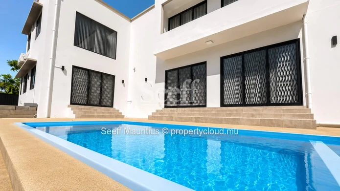 Modern Coastal Ground Floor Haven