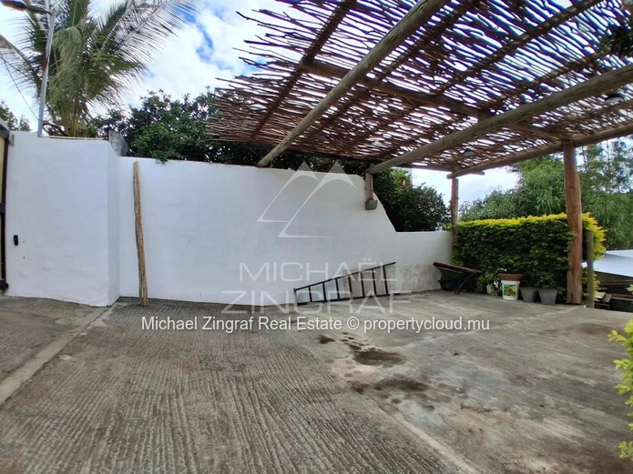 Villa familiale meublée de 4 chambres avec piscine
