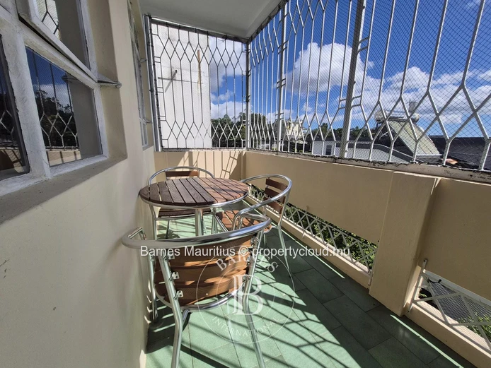 FLOREAL - 2nd floor apartment - 3 bedrooms