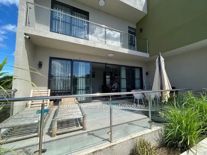 Modern 4-Bedroom Villa with Swimming Pool – Pereybere