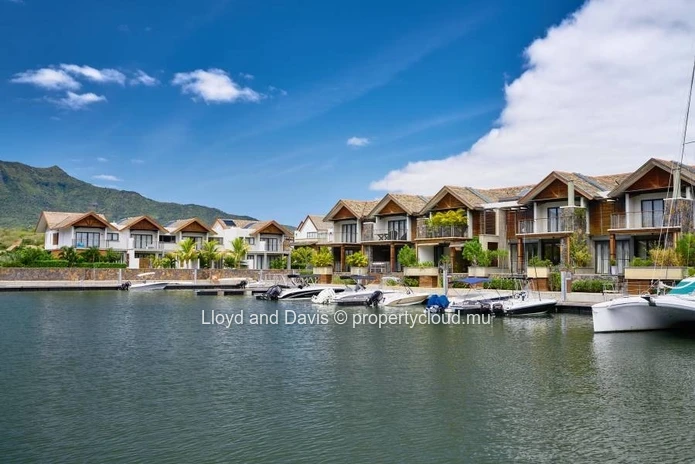 Duplex with Canal Views