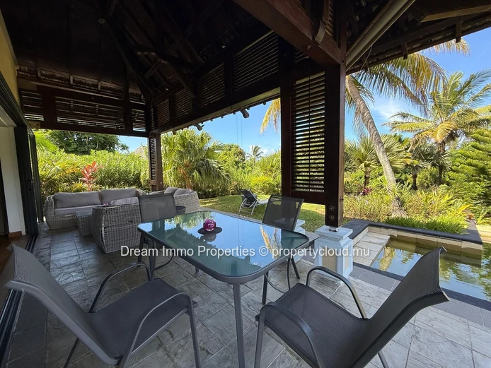 Élégante Villa De 4 Chambres Avec Accès Plage A Bel Ombre - Ile Maurice