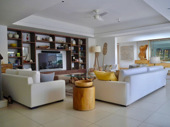 4 Bedroom Villa