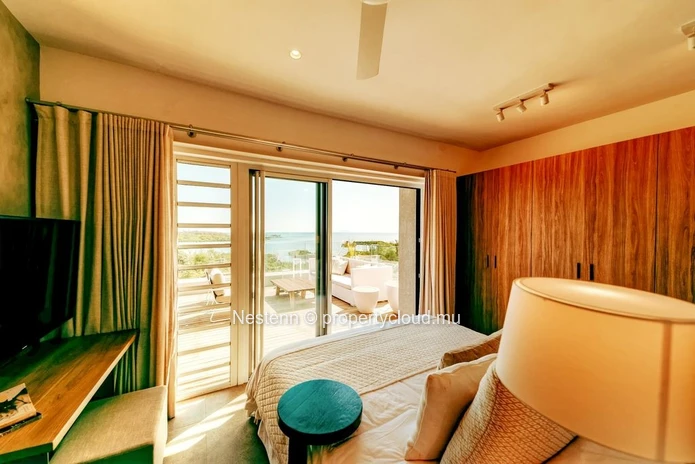 Superbe penthouse de 4 chambres avec vue mer