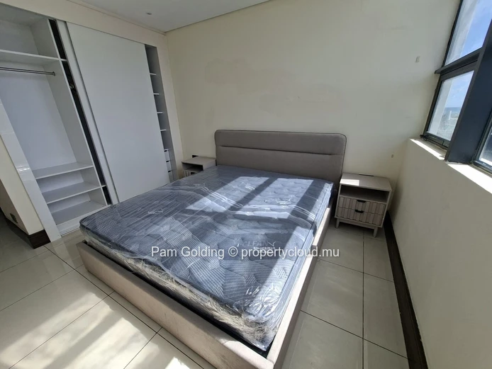 Appartement de deux chambres, idéalement situé au cœur de Grand Baie, à La Croisette.