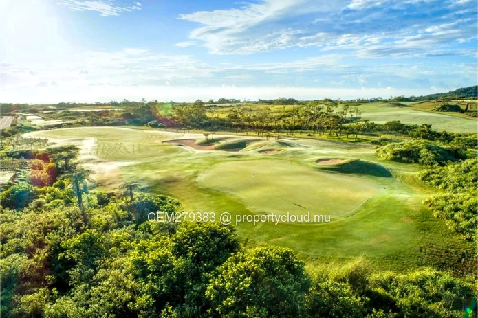 À VENDRE – 25 Terrains Résidentiels dans le Domaine Avalon Golf Estate, Bois Chéri