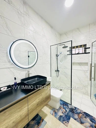 Elegant Single Storey Villa for Rent at Calodyne