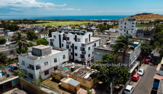 À vendre -Appartement de 3 Chambres Entièrement Meublé – Avenue Duperré, Beau Bassin | Rs 6,4M